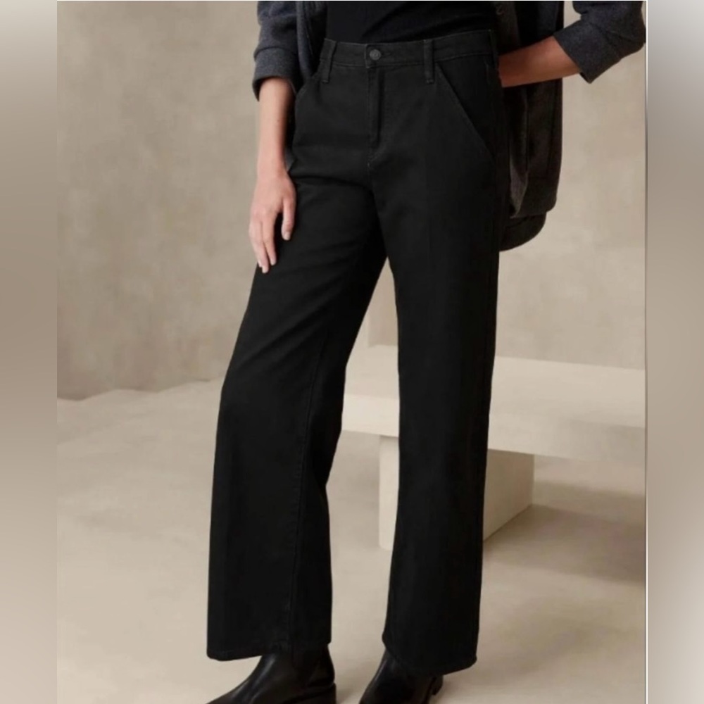 Banana Republic black high-rise denim trouser, size 28/6